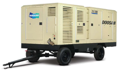 Передвижной компрессор Doosan 25/280